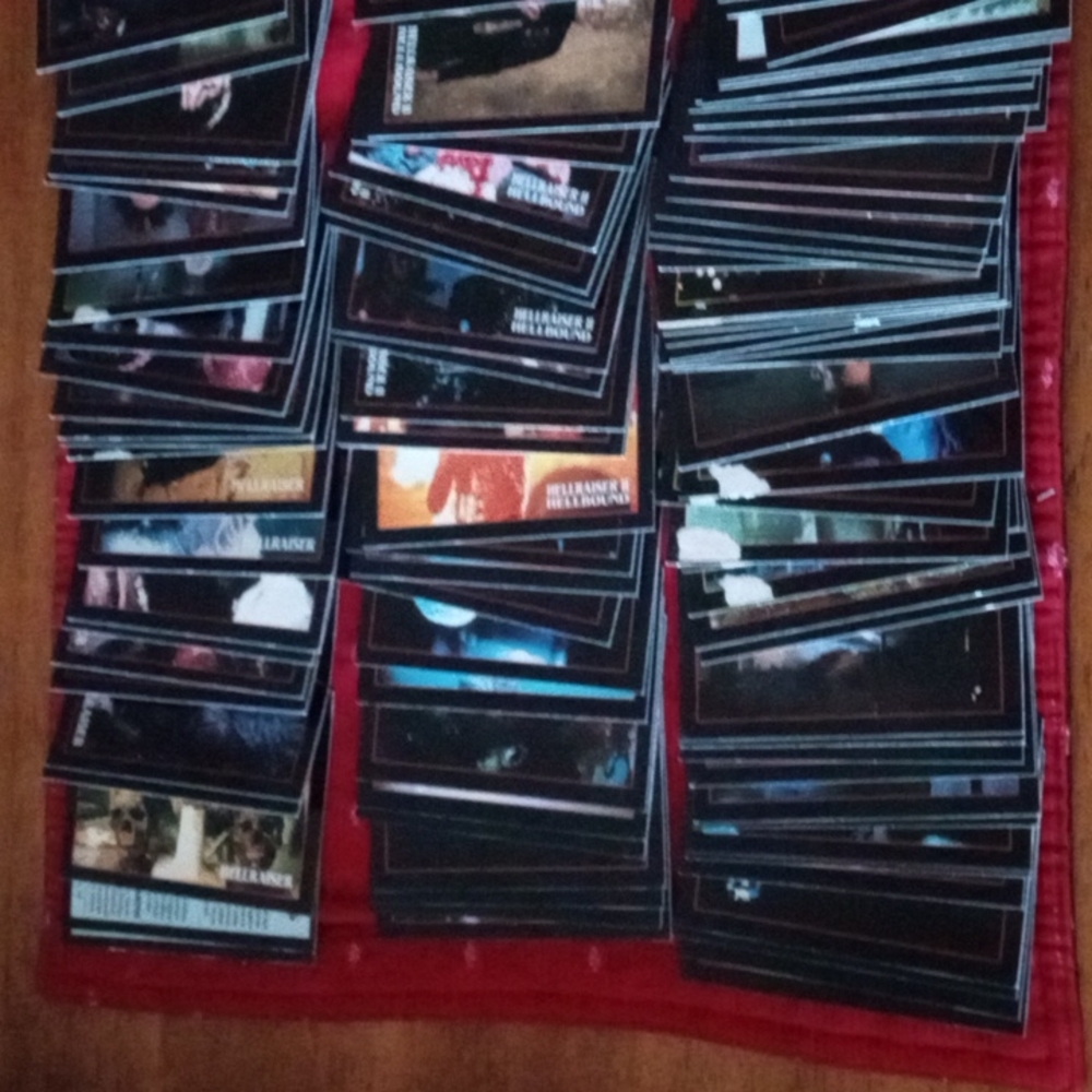 Trading Cards - Picture 2 of 3